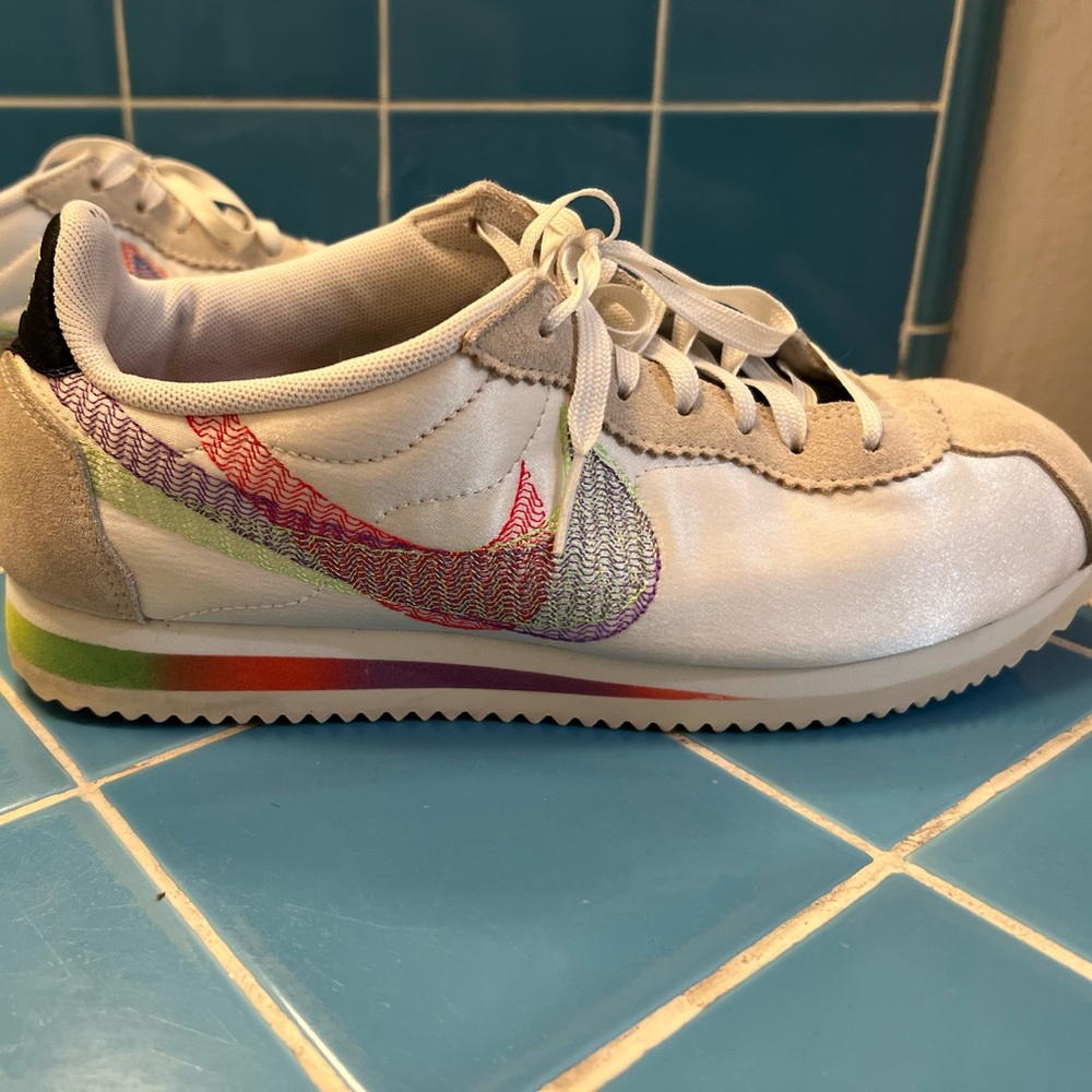 Nike Cortez Be True